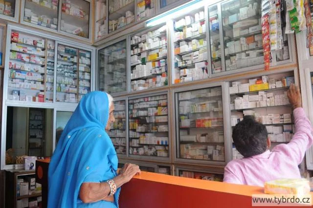 Je potřeba očkování do Indie? Takto vypadá indická lékárna